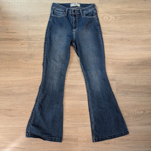 Hollister Curvy High Rise Vintage Flare Y2K Style Jeans Women's Size 28 (Size 6) - Picture 2 of 6